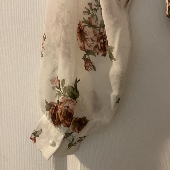 Floral crop top - Picture 3 of 3